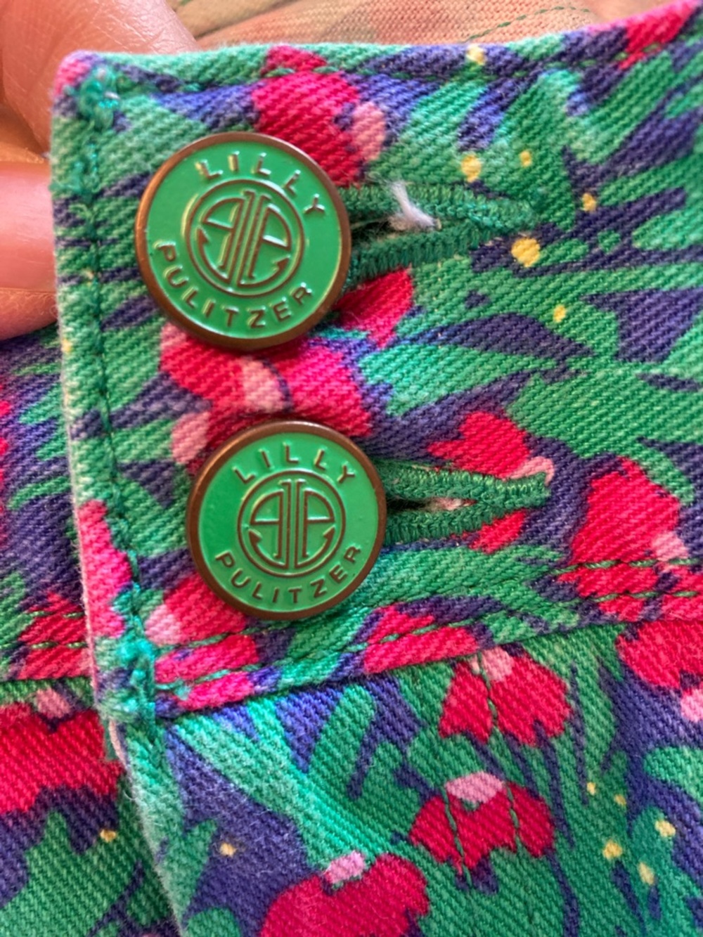 Lilly Pulitzer Green Skinny Jeans with Pink Floral Print - Picture 4 of 15